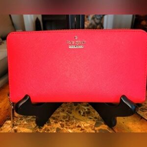 Kate Spade long zip around wallet
